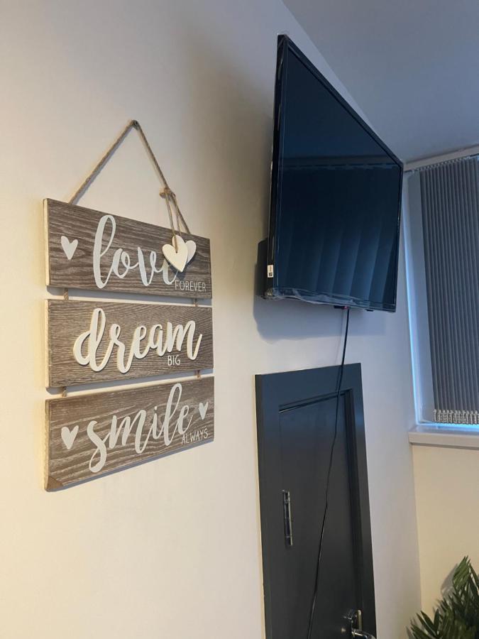 Elegant Studio1 Netflix Bathroom Close To Beach Swansea Eksteriør billede