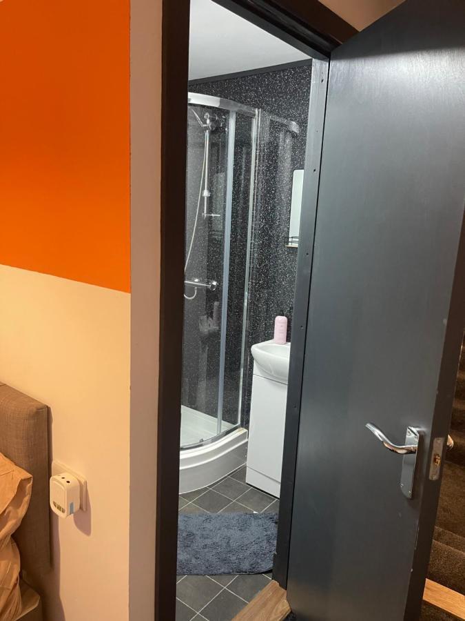 Elegant Studio1 Netflix Bathroom Close To Beach Swansea Eksteriør billede