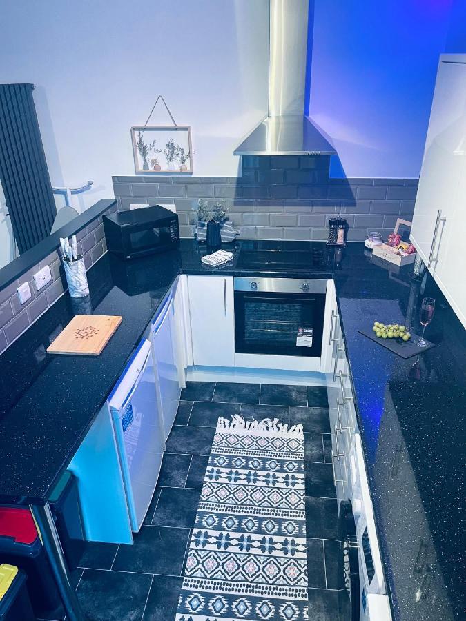 Elegant Studio1 Netflix Bathroom Close To Beach Swansea Eksteriør billede