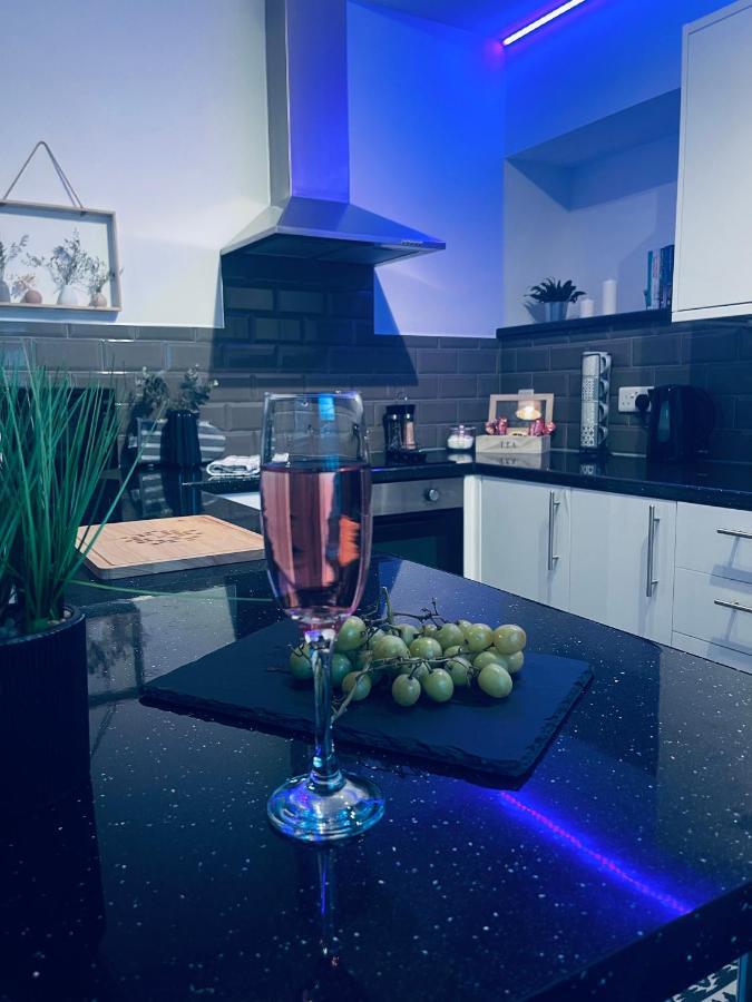 Elegant Studio1 Netflix Bathroom Close To Beach Swansea Eksteriør billede